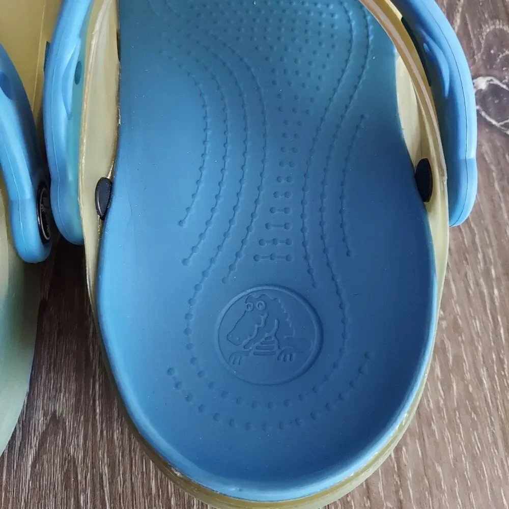 Crocs Kids Size 2 Clog Blue and Translucent Yellow Toddler Water Slip On Shoes